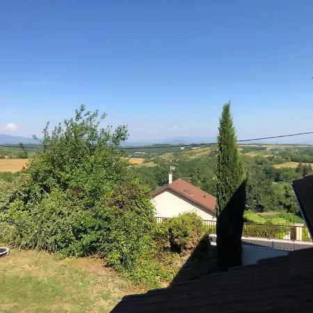 Au Clair De La Pierre - D'hôtes * Siccieu-Saint-Julien-et-Carisieu